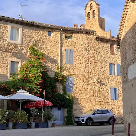 Mont-ventoux, Provence, Avec Vue Panoramique Et Piscine Apartment
